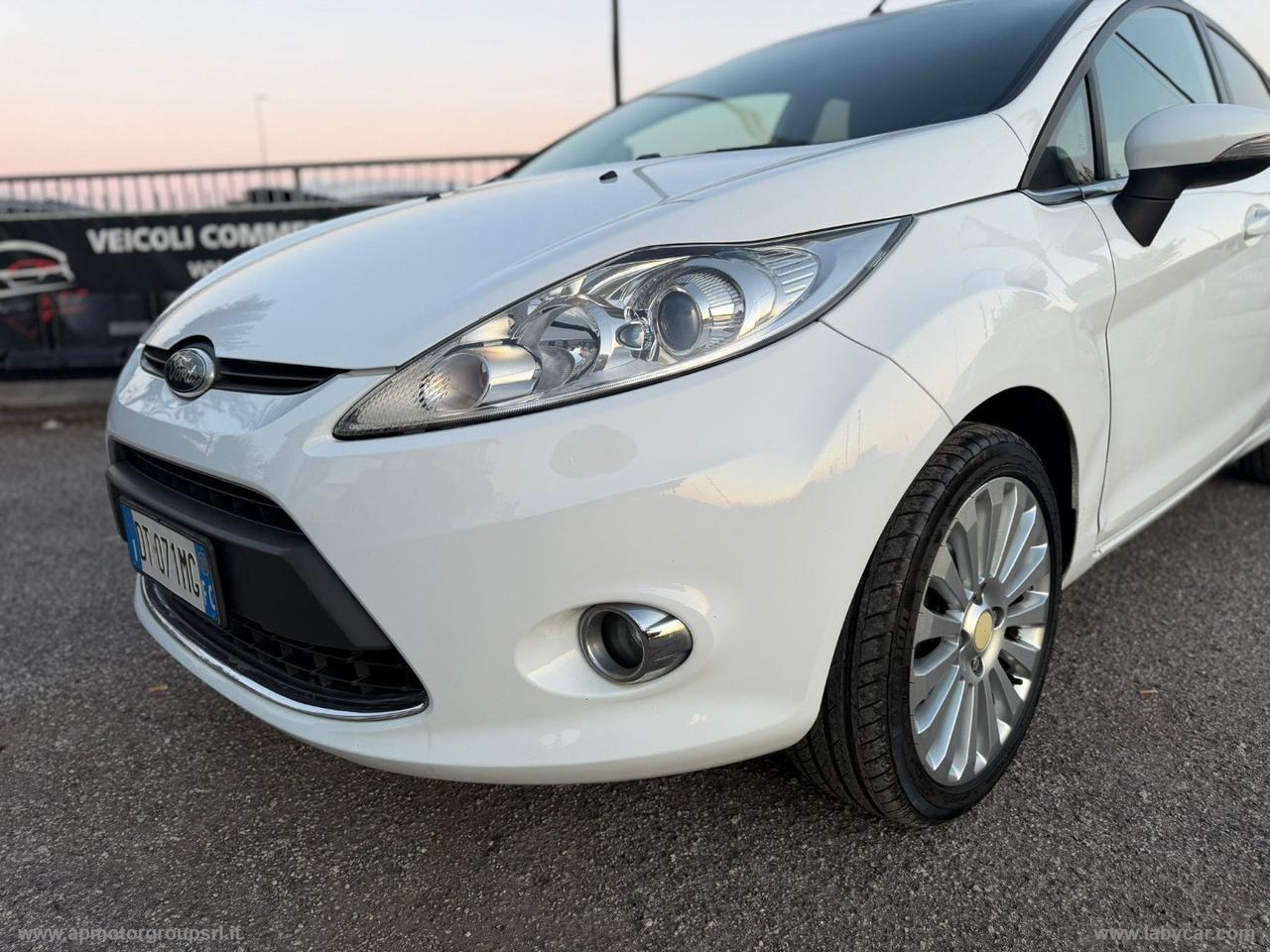 FORD Fiesta 1.4 TDCi 68 CV 5p. Titanium