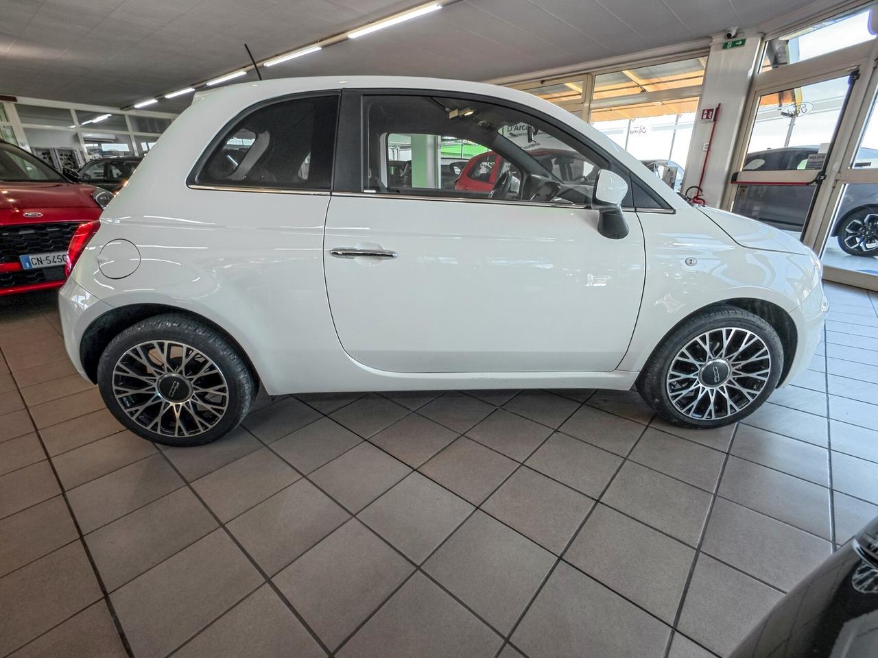 Fiat 500 1.0 Hybrid Dolcevita