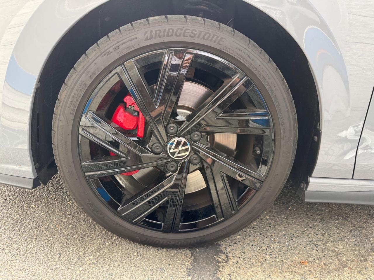 Volkswagen Golf GTI 2.0 TSI DSG PERFORMANCE