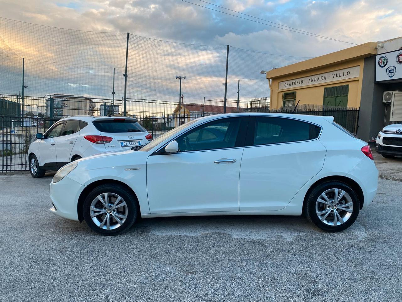 Alfa Romeo Giulietta 2.0 JTDm-2 140 CV Exclusive