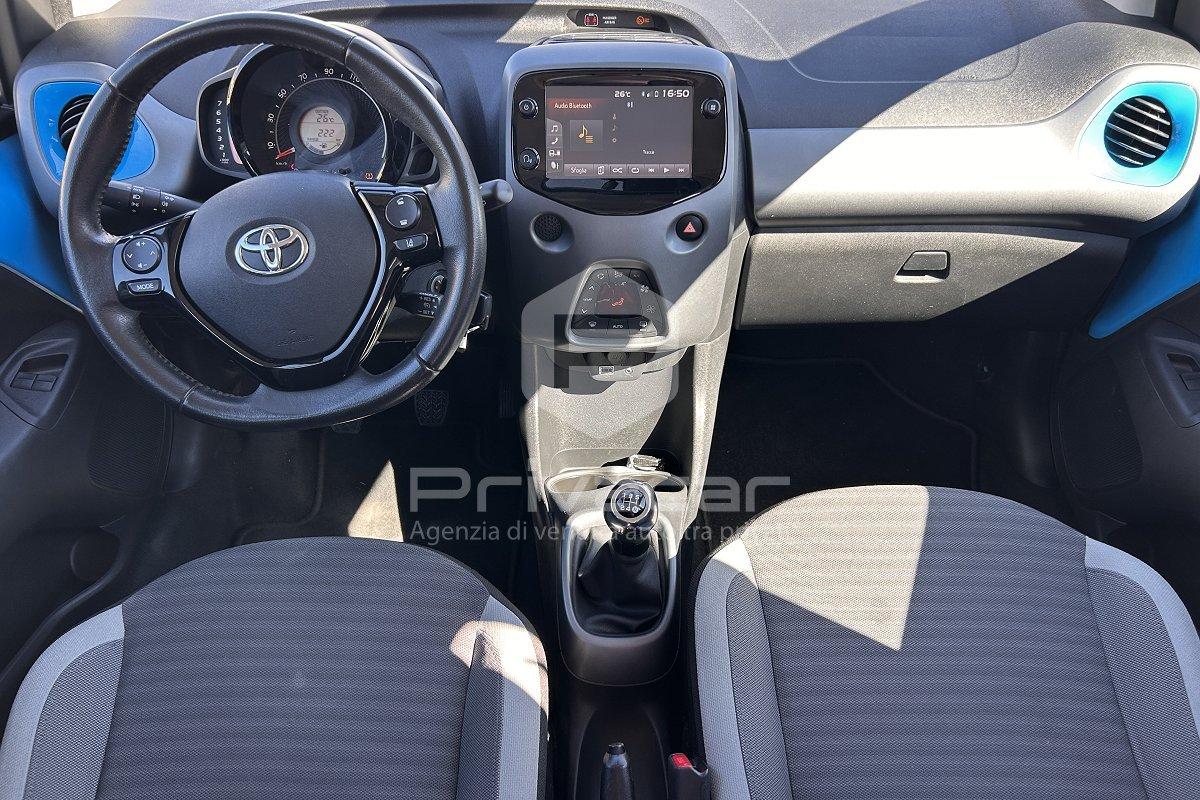 TOYOTA Aygo 1.0 VVT-i 72 CV 5 porte x-trend