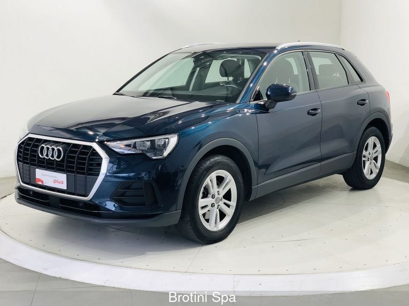 Audi Q3 35 TDI Business S tronic