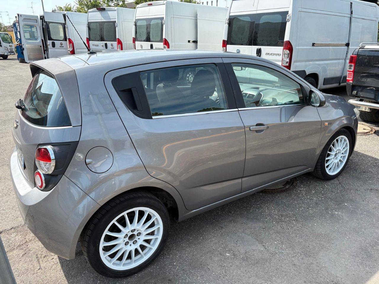 Chevrolet Aveo 5 Porte Aveo 1.3d LTZ 95cv 5p OK NEOPATENTATO