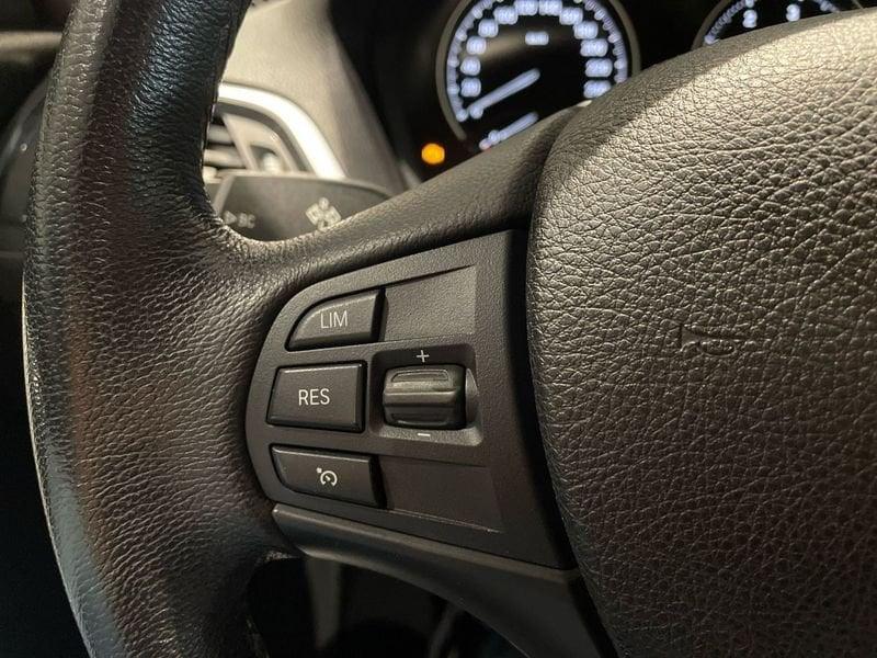 BMW Serie 1 118d Business 5p auto