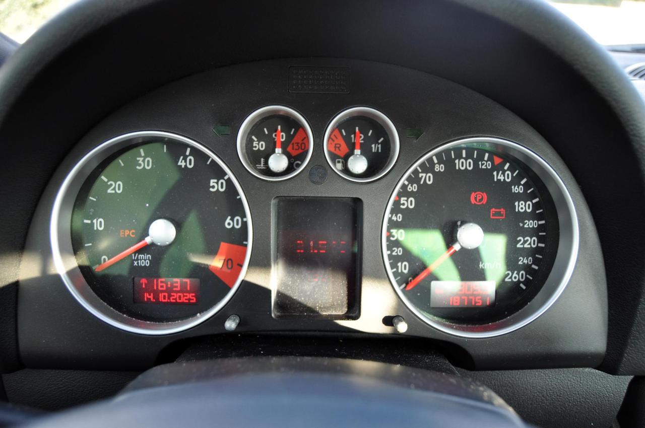 Audi TT Coupé 1.8 179 CV quattro GPL