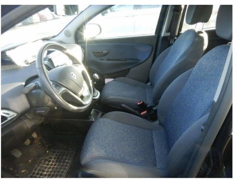 Lancia Ypsilon 1.0 FireFly 70cv Hybrid Silver