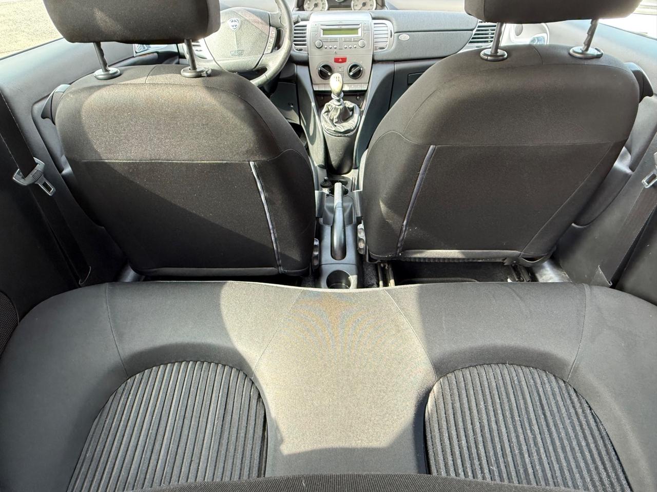 Lancia Ypsilon 1.2 Argento