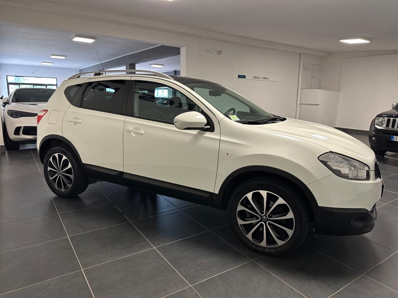 NISSAN QASHQAI 2.0 DCI 150CV TETTO FULL N-TEC