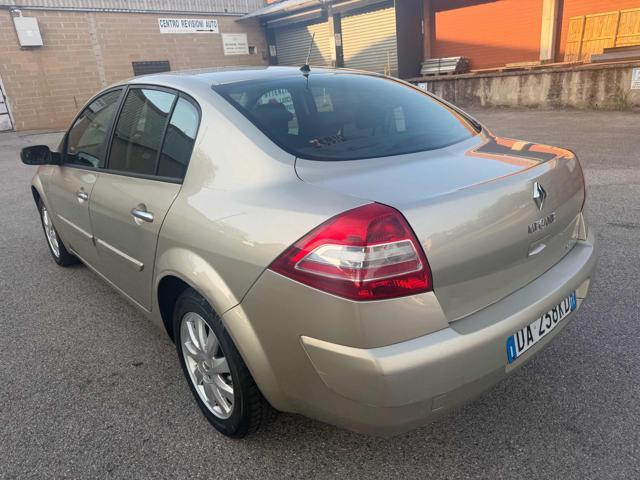 RENAULT Megane Mégane 1.6 16V 4p. Luxe BENZINA/GPL perfetta