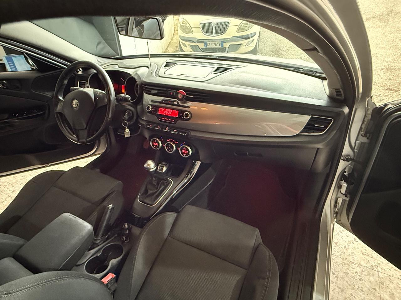 Alfa Romeo Giulietta 2.0 JTDm-2 140 CV