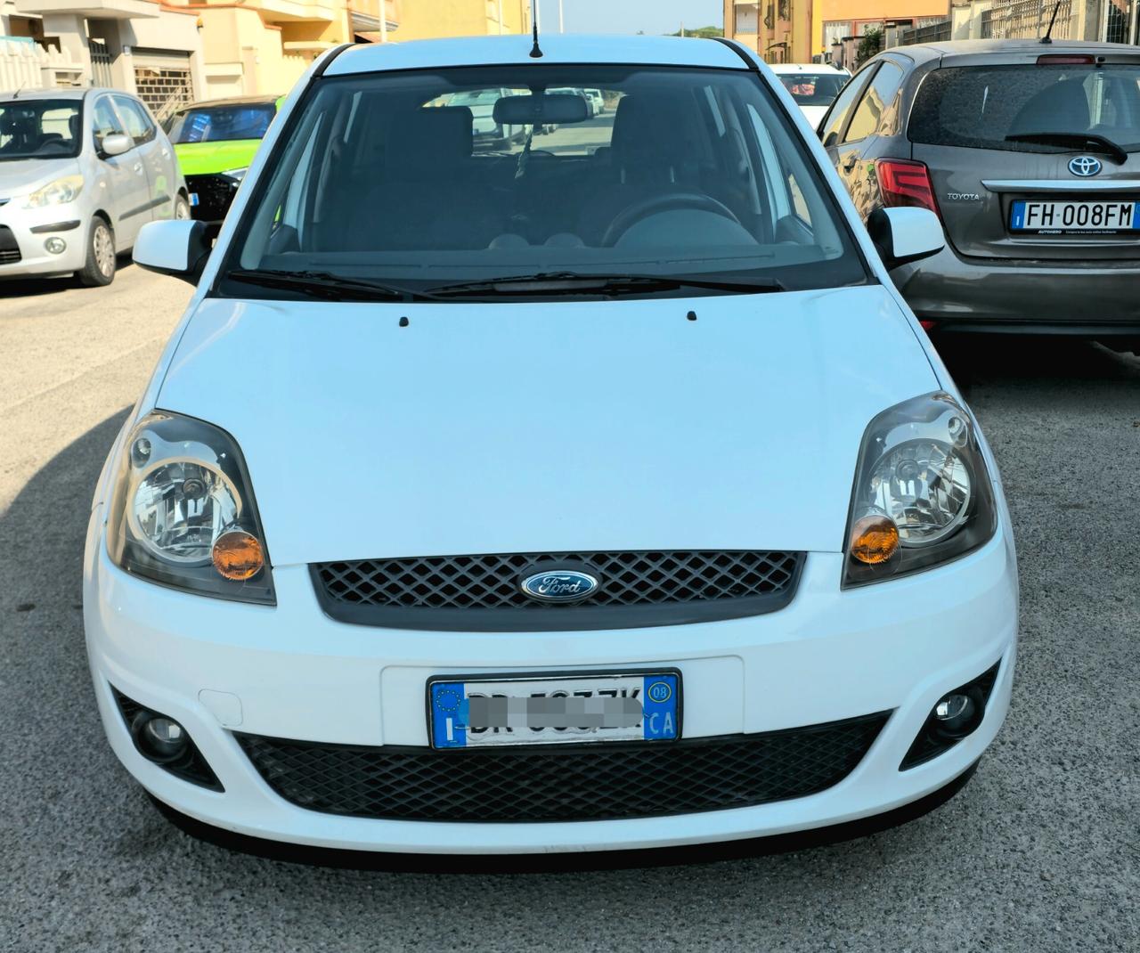 Ford Fiesta 1.2 16V 5p. Ghia