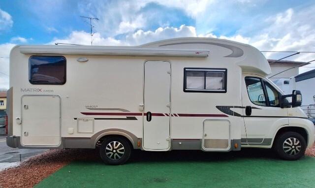 Adria MATRIX M 680 SP CON AMPIO GARAGE