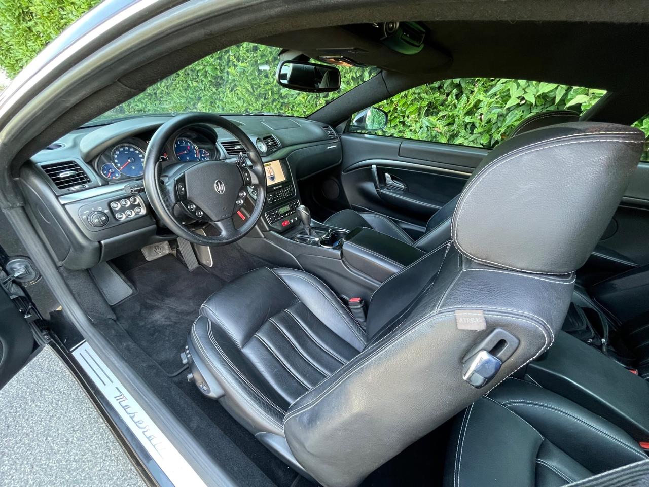 Maserati GranTurismo 4.2 V8 *SOLO 124000 KM*