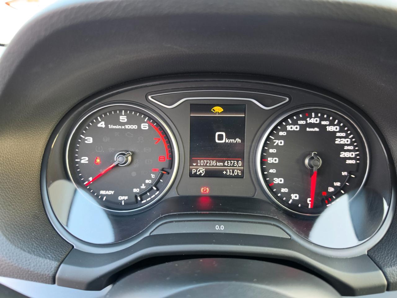Audi Q2 35 TFSI Business Design