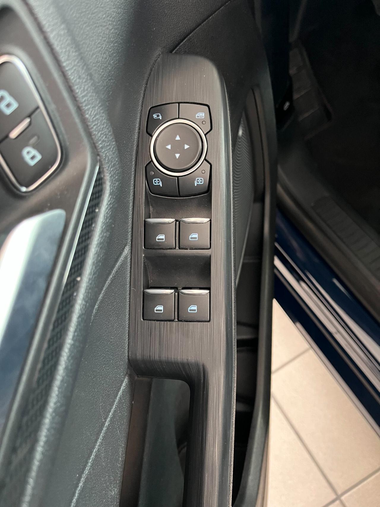 Ford Kuga 2.5 Full Hybrid 190 CV CVT 2WD ST-Line