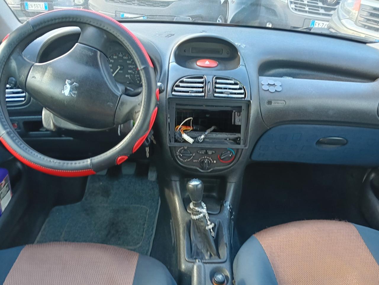 Peugeot 206 1.4 HDi 5p. X-Line