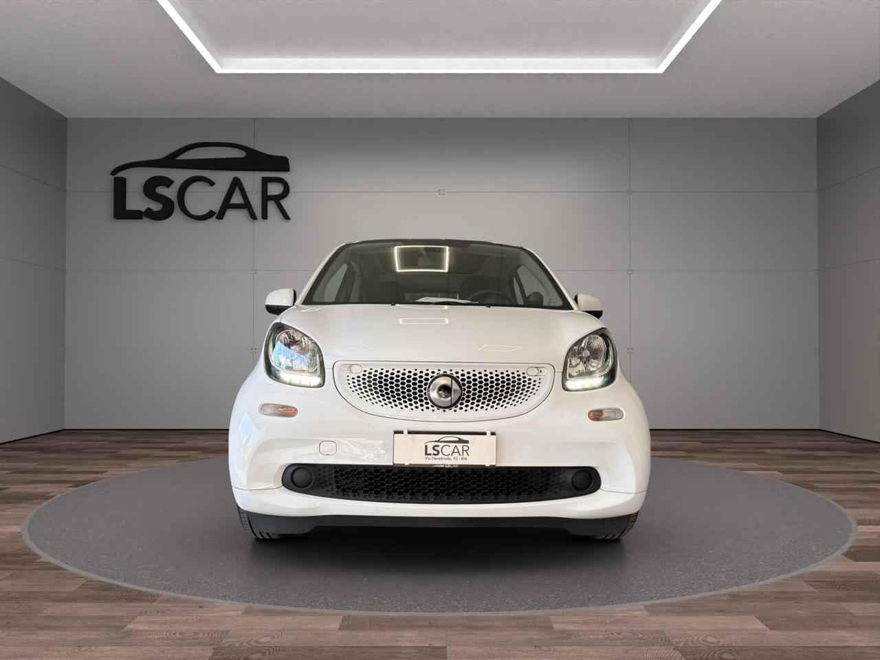 Smart forTwo 1.0 Passion - Unipro - Promo Finanziamento - Tetto panoramico - Schermo Navi - Retrocamera - Sedili Riscaldabili