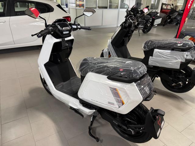 NIU NQi NQIX 500 SR 100 KM PRONTA CONSEGNA