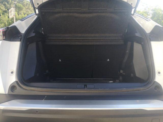 PEUGEOT 2008 BlueHDi 110 S&S Active