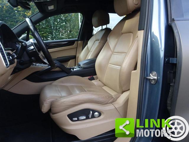 PORSCHE Cayenne 3.0 V6 Tiptronic