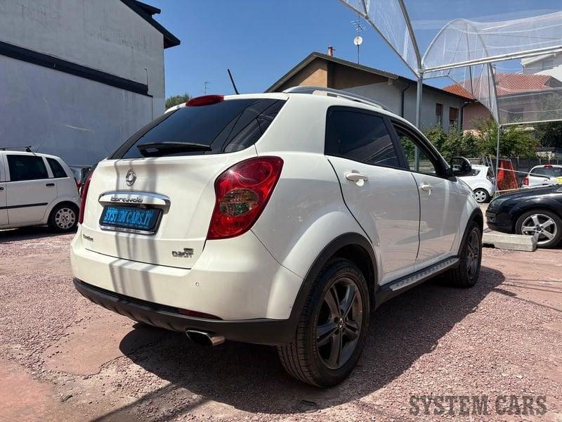 Ssangyong Korando AUTO PER COMMERCIANTI NON RICONDIZIONATA- KORANDO 2.0 e-XDi 175 CV AWD AT CLASSY NAVY - GOMME 4 STAG