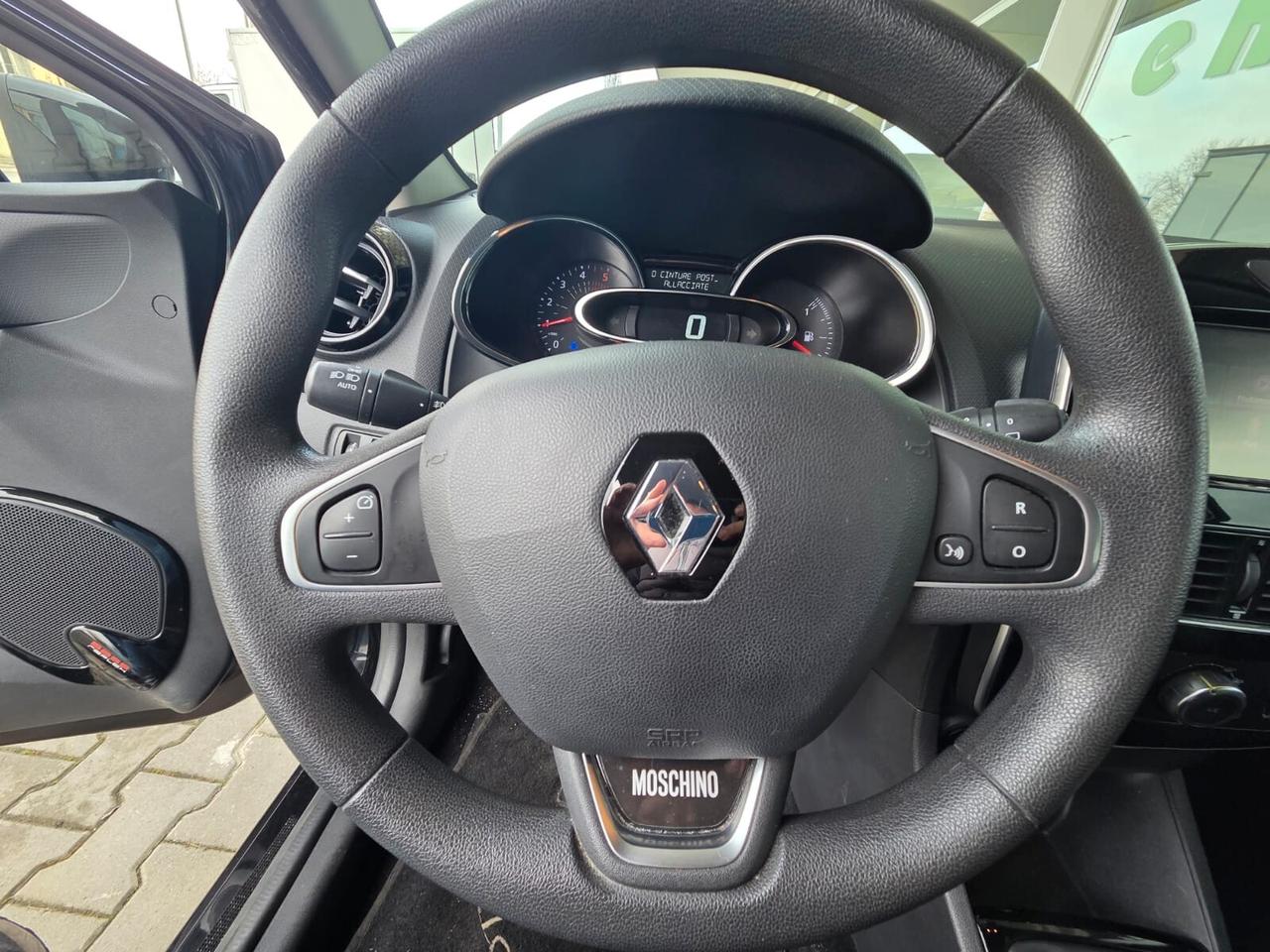 Renault Clio dCi 8V 90 CV 5 porte Moschino Zen