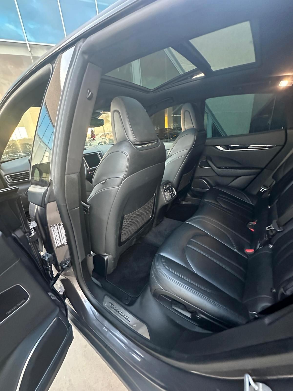 Maserati Levante V6 AWD Gransport