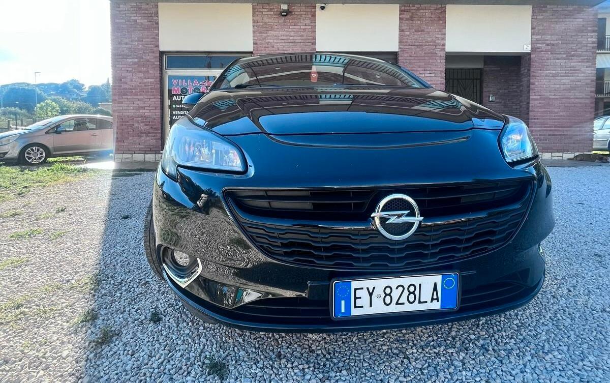 Opel Corsa 1.2 5 porte b-Color