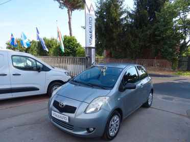 Toyota Yaris 1.3 3 porte OK NEOPATENTATI