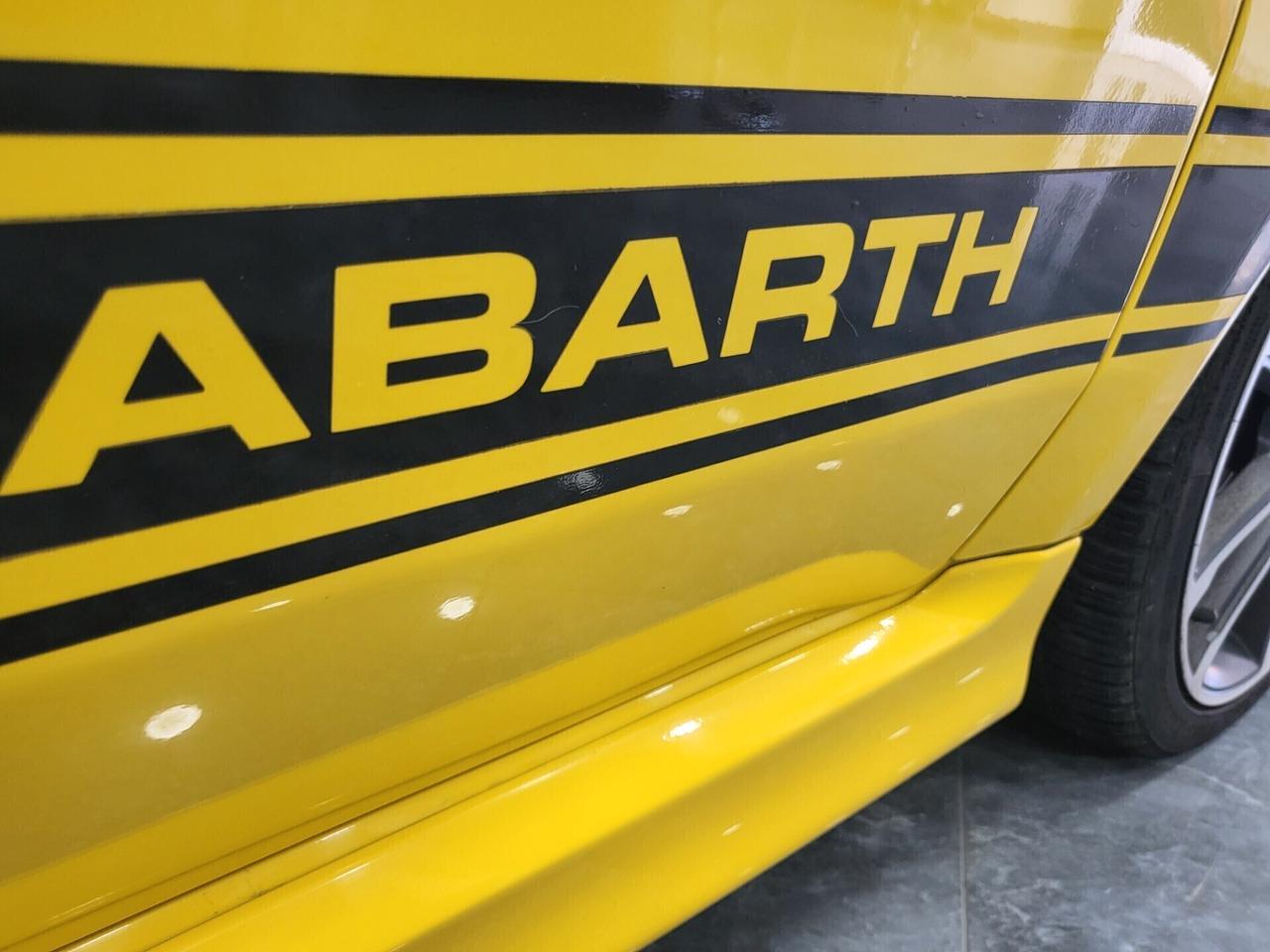 Abarth 595 1.4 Turbo T-Jet 165 CV Turismo