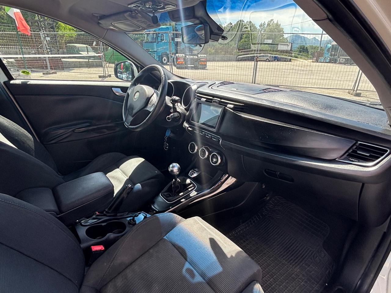 Alfa Romeo Giulietta 1.6 JTDm-2 105 CV Exclusive
