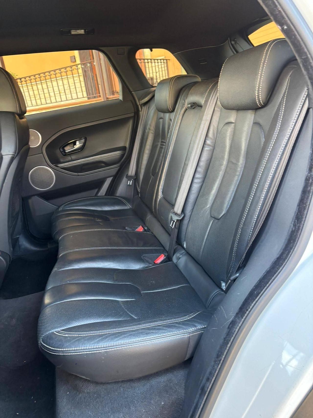 Land Rover Range Evoque 2.0 TD4 180 CV 5p. SE Dynamic