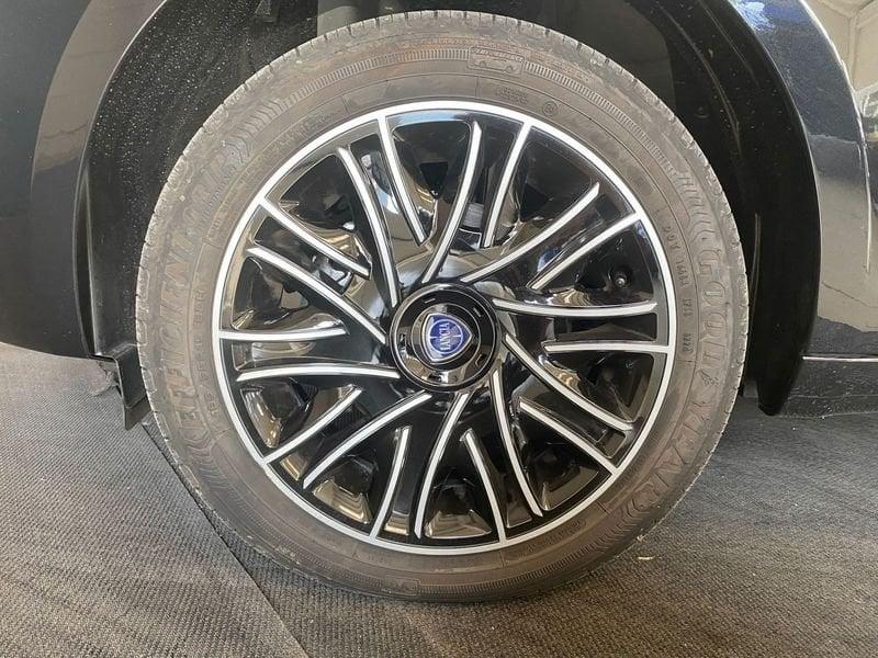 Lancia Ypsilon 1.0 FireFly 5 porte S&S Hybrid Oro - PROMO SIRONIAUTO+