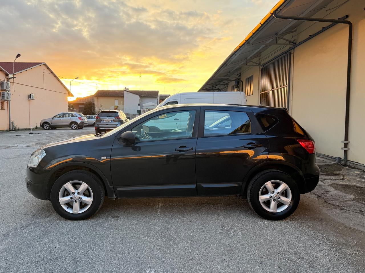 Nissan Qashqai 1.5 dCi Tekna 106CV Neopatentati