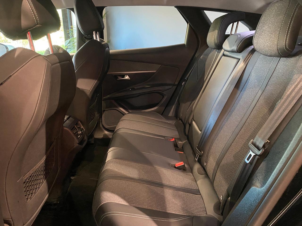 Peugeot 3008 BlueHDi 130 EAT8 Allure Pack