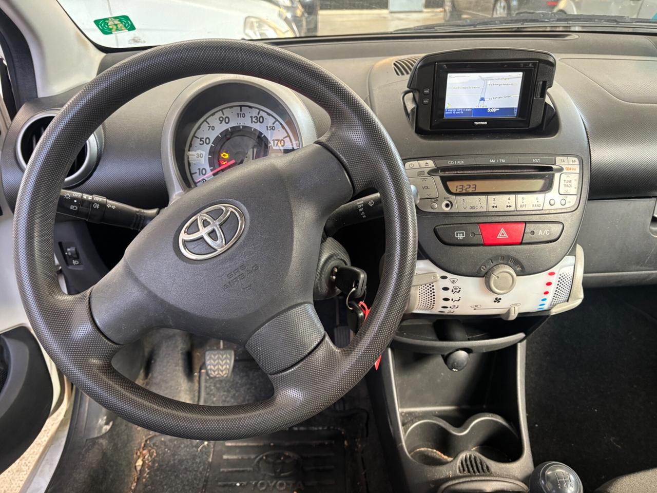 Toyota Aygo 1.0 12V VVT-i 5 porte Lounge Connect