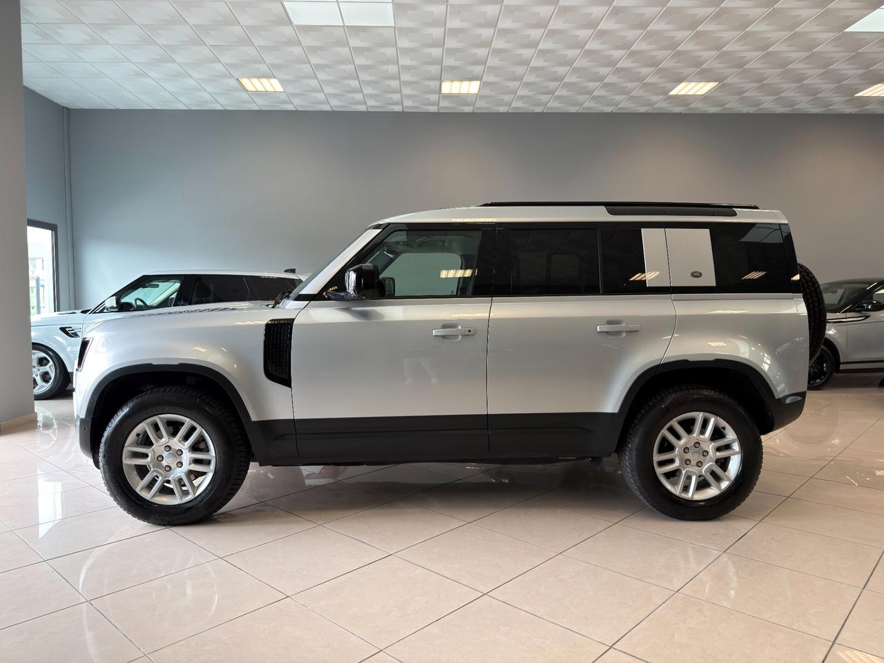Land Rover Defender 110 3.0D N1 AUTOCARRO GANCIO TRAINO
