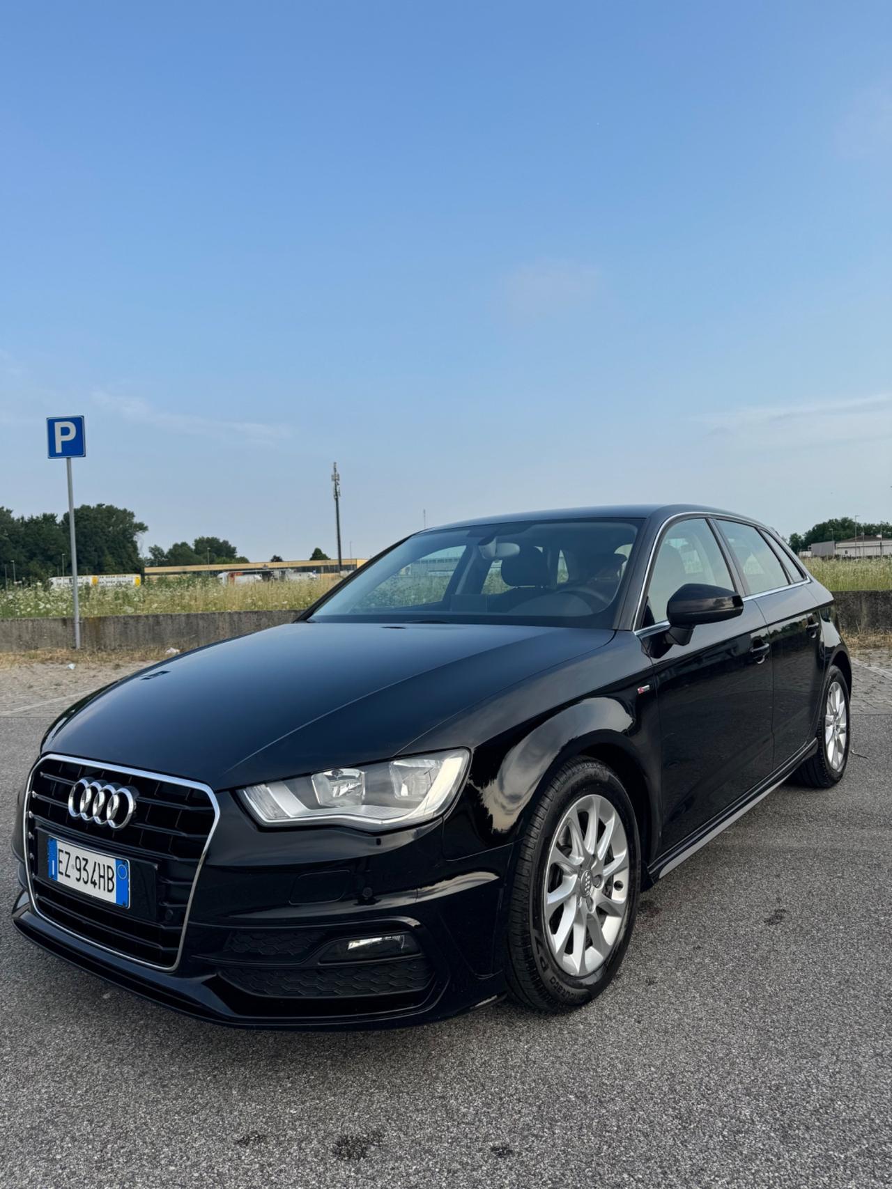 Audi A3 1.6 TDI clean diesel S tronic Ambition