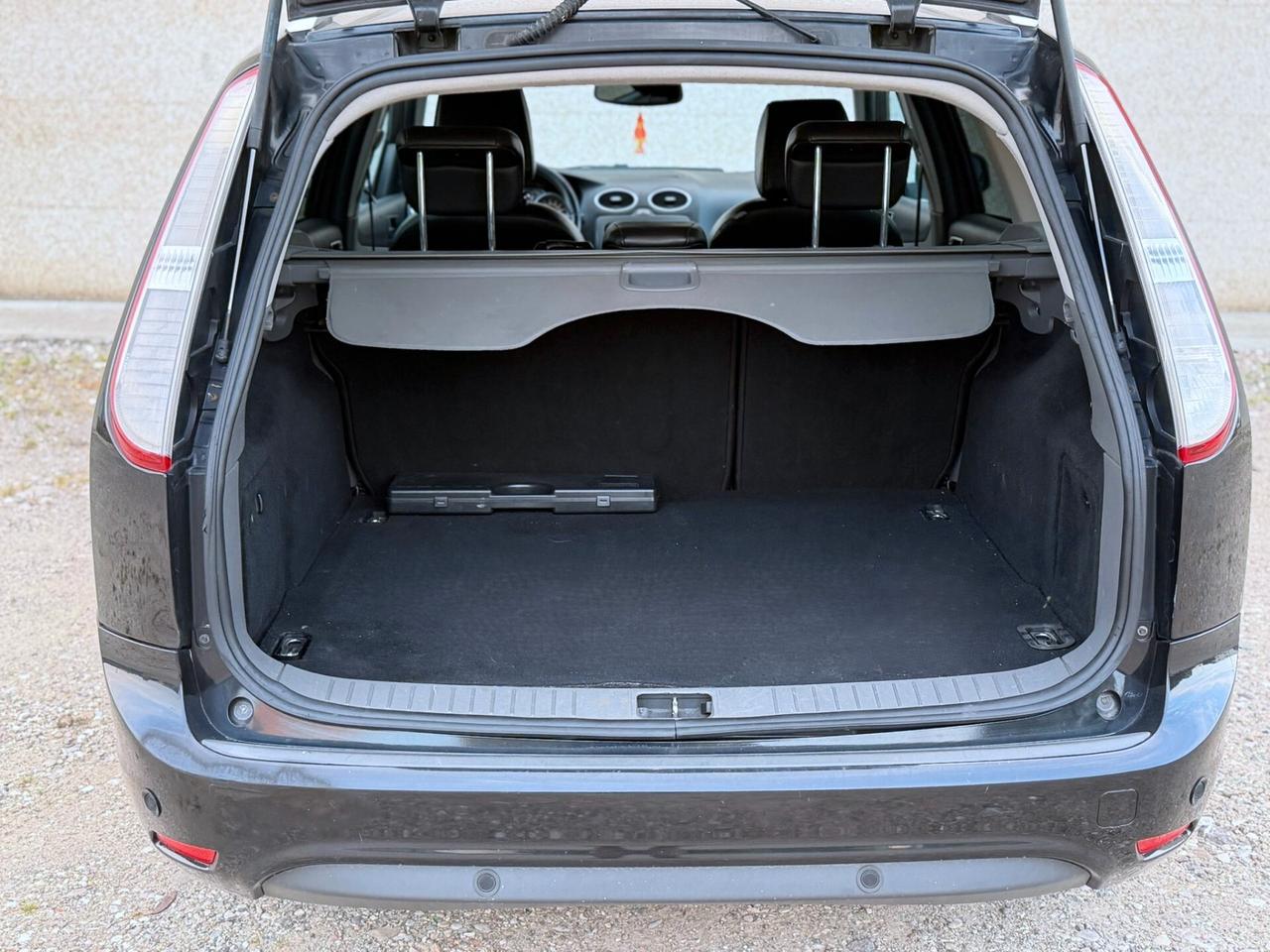 FORD FOCUS 2.0 TITANIUM CAMBIO AUTOMATICO