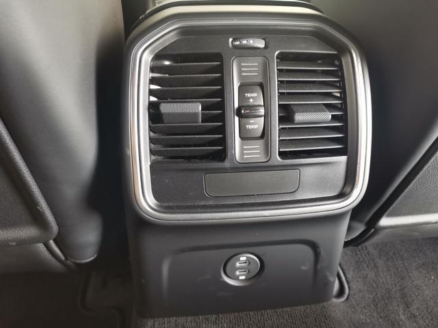 PORSCHE Macan 2.0 PDK