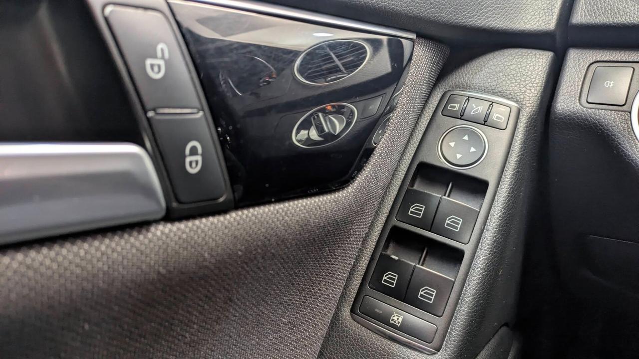 Mercedes-benz C 220 CDI BlueEFFICIENCY Executive