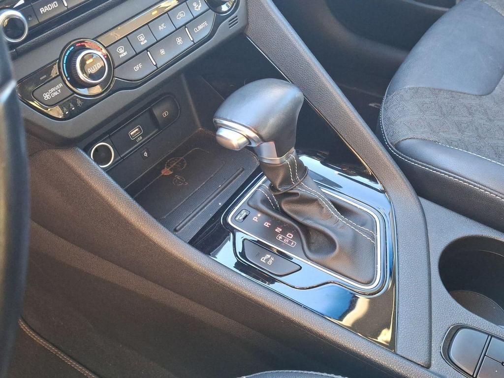 Kia Niro 1.6 gdi phev Style dct my20