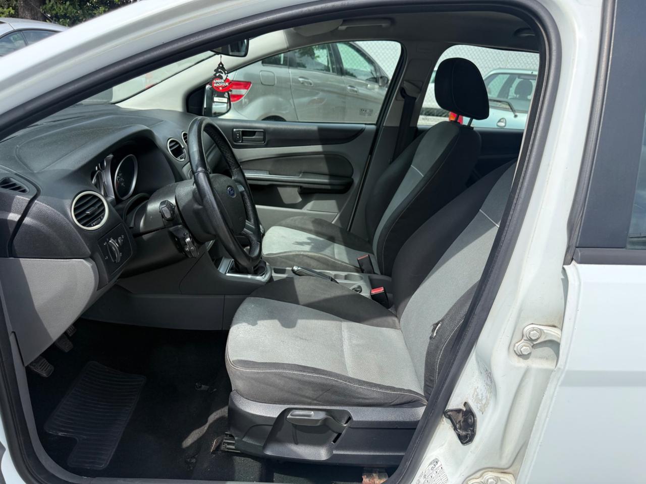 Ford Focus 1.6 TDCi (90CV) SW Ikon