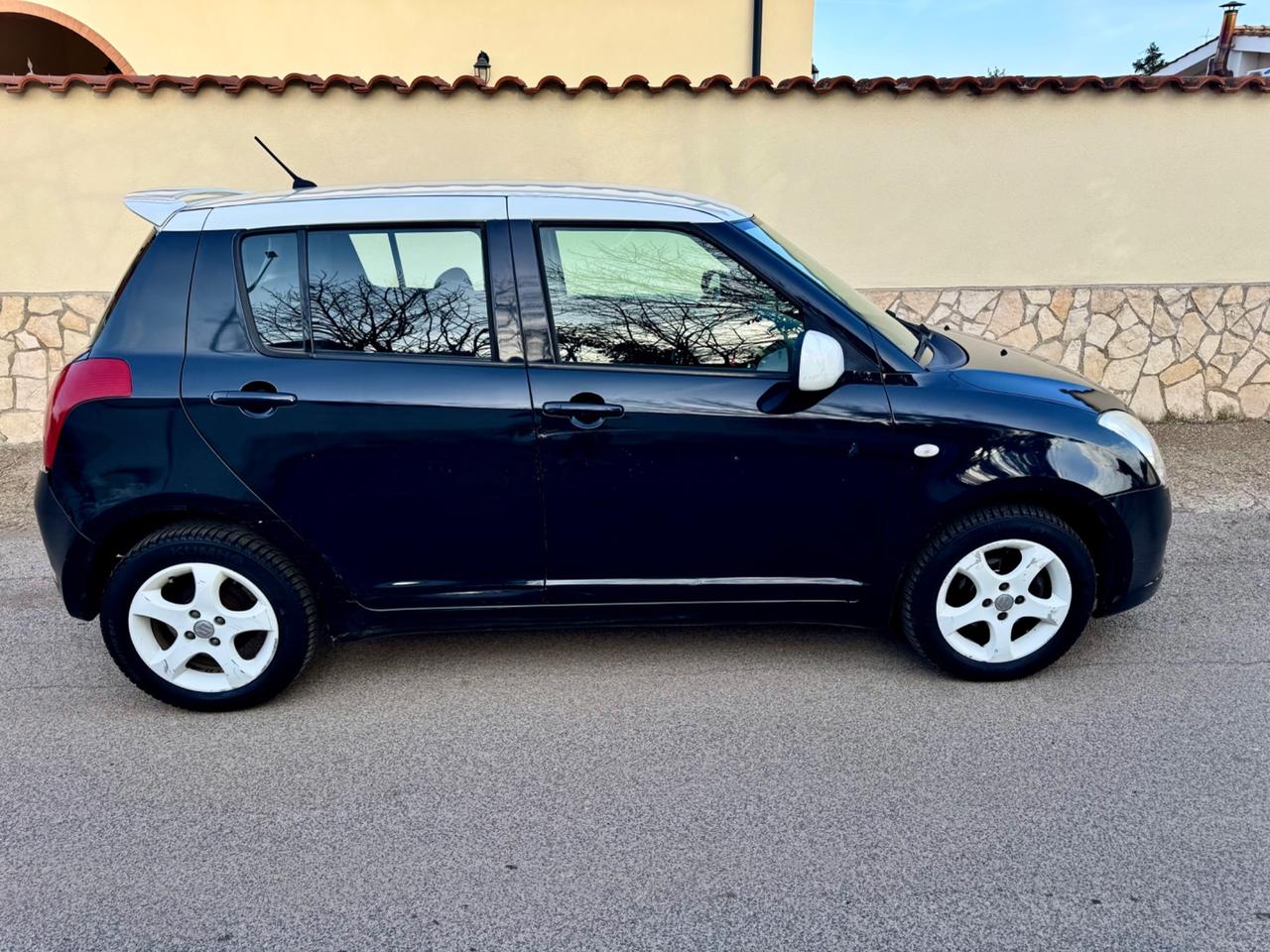 Suzuki Swift 1.3 4x4 5p.