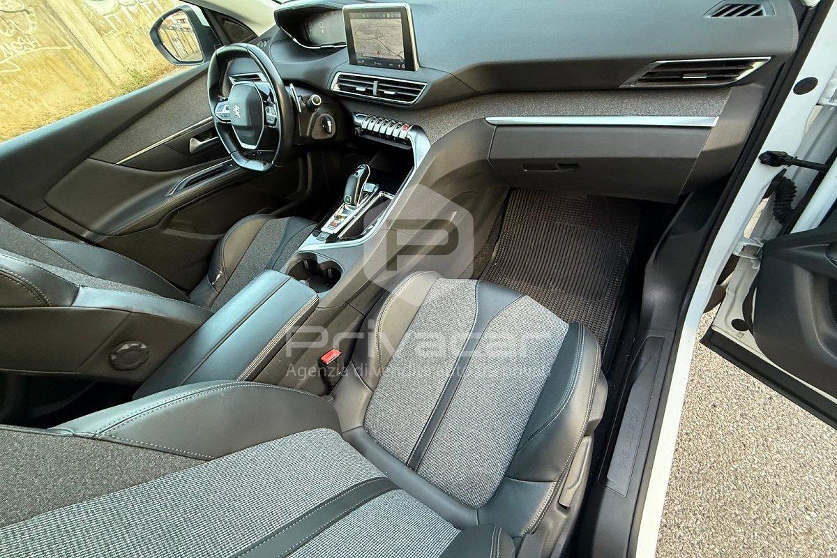 PEUGEOT 3008 BlueHDi 130 S&S EAT8 Allure