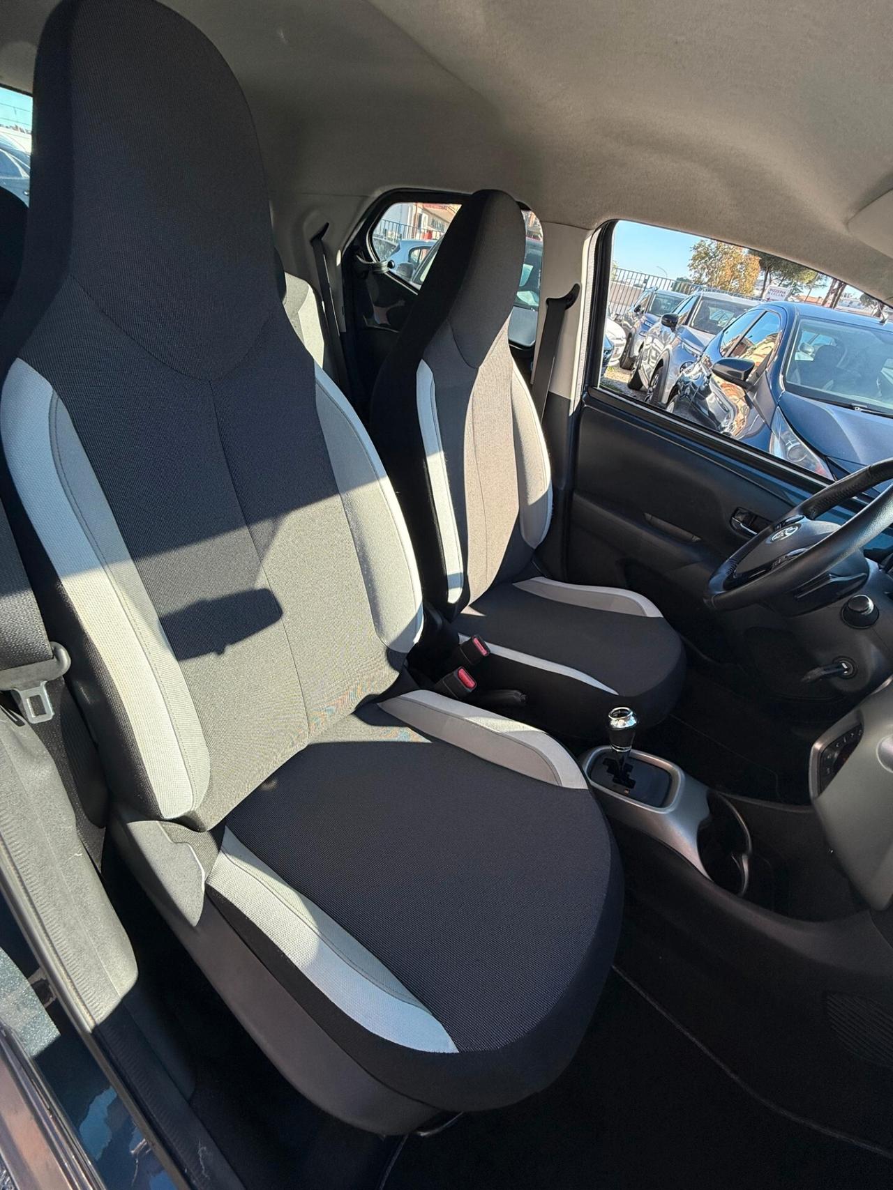 Toyota Aygo 69cv **AUTOMATICA**