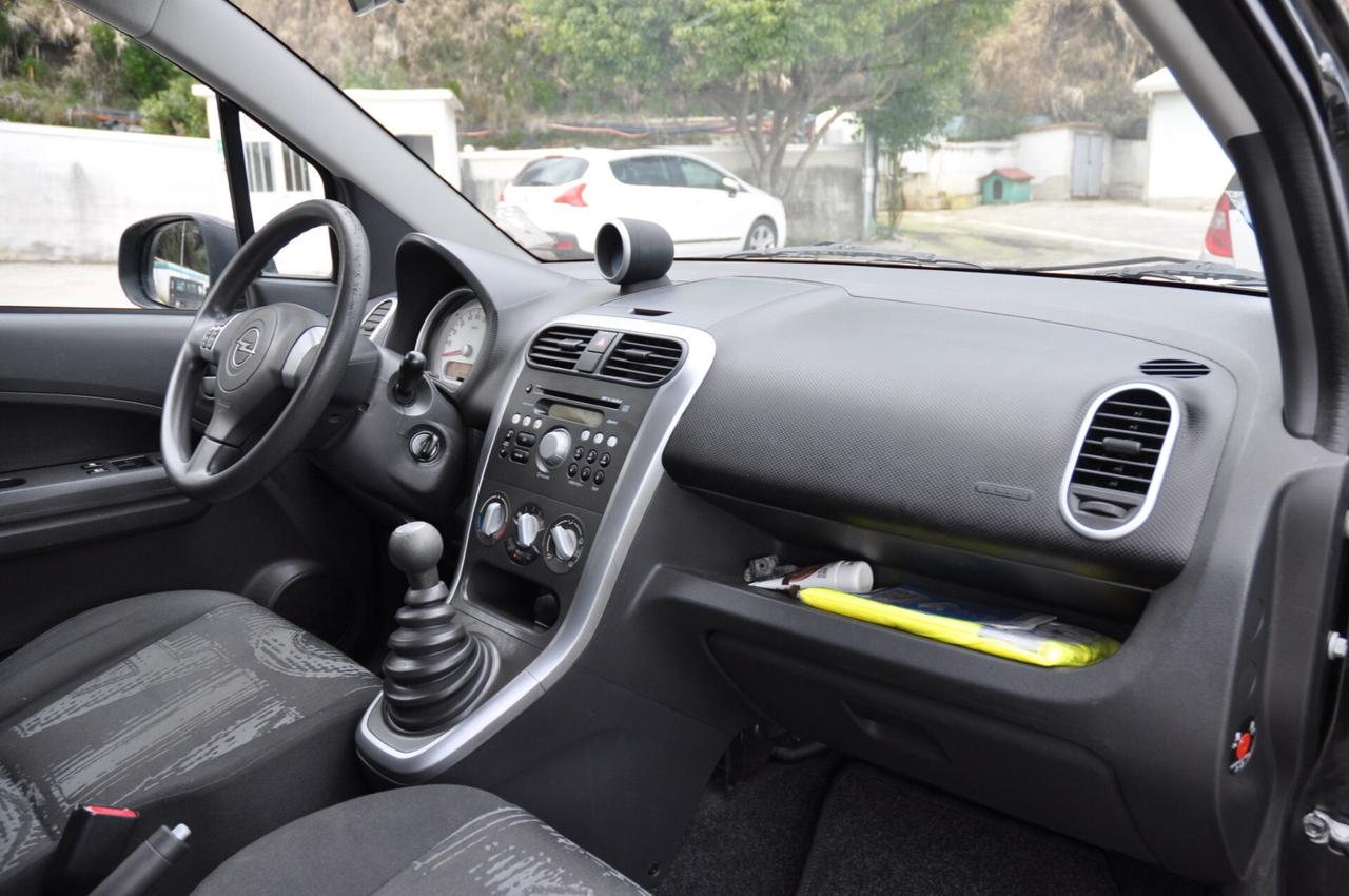 Opel Agila 1.0 12V 65CV NEOPATENTATI