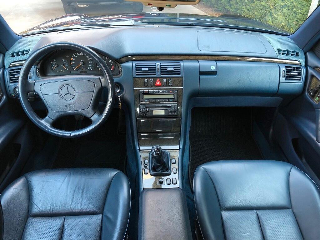 Mercedes-Benz E 200 cat Avantgarde 4 porte