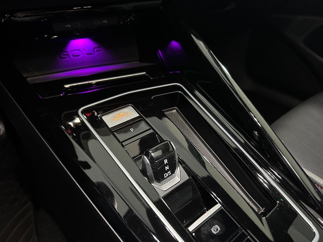 Volkswagen Golf GTI 2.0 TSI