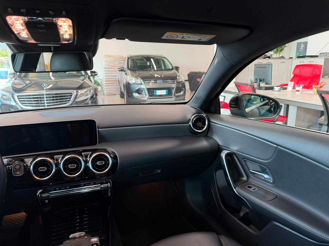 Mercedes-Benz A 180 1.5 Diesel Cambio Automatico Neopatentati